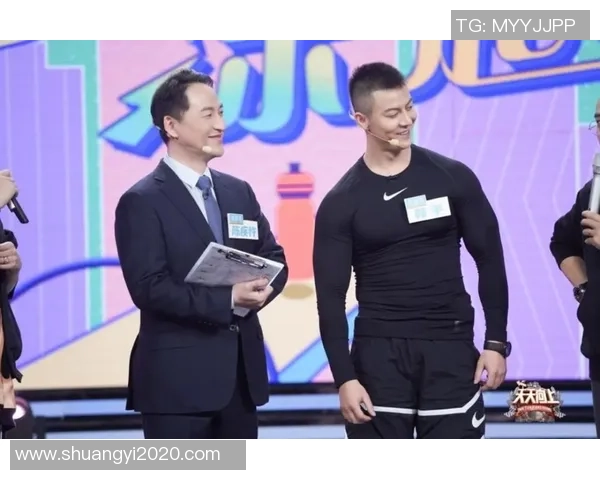 李晨与足球明星亲密合影高清展现运动魅力与友谊瞬间 李晨与足球明星亲密合影高清展现运动魅力与友谊瞬间